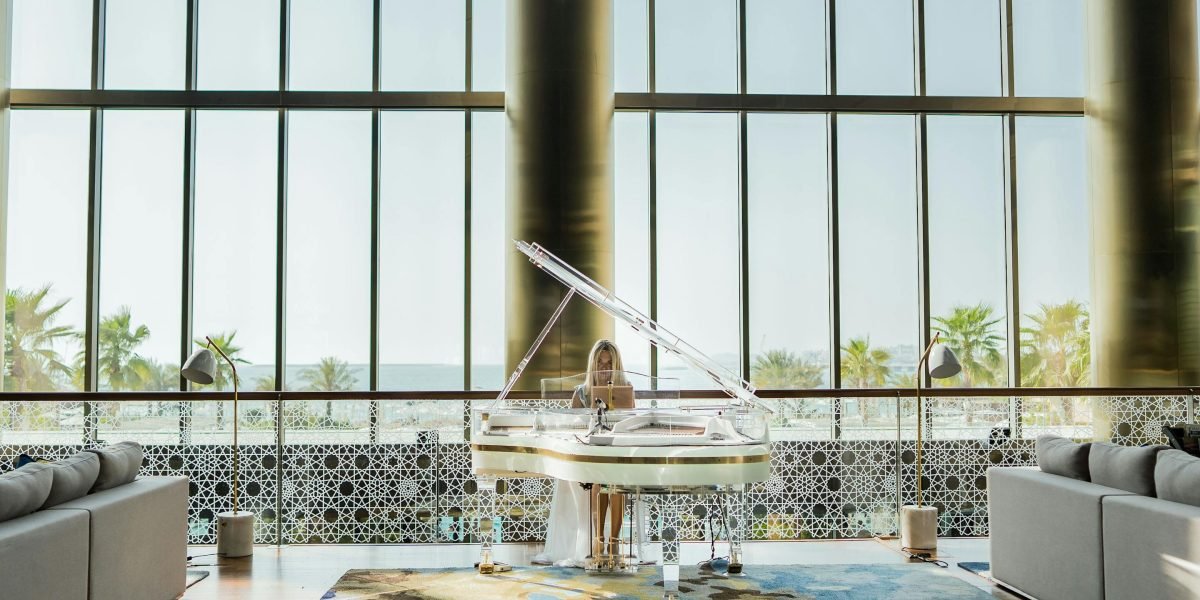 Shangri La Hotel Dubai 2026 Guide for Travelers and Investors