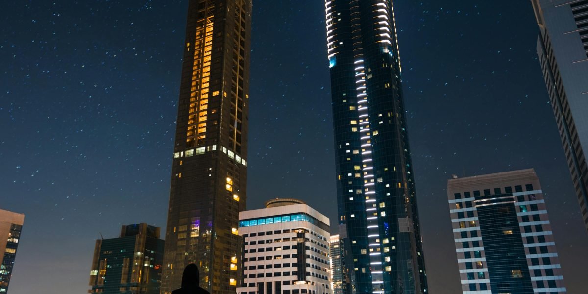 Luxury Apartments Dubai Rent Grosvenor House Guide and Top Hotel Comparisons