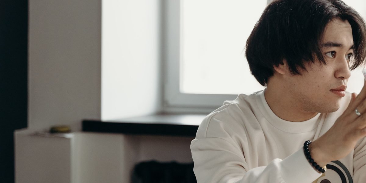 Navigating complex investment decisions requires clear, expert guidance to avoid confusion.