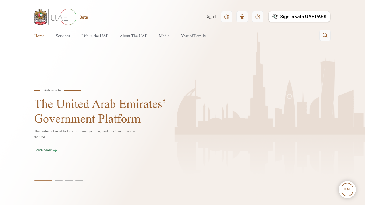 A screenshot of U.ae, the official portal of the UAE government, detailing property buying guidelines for expatriates.